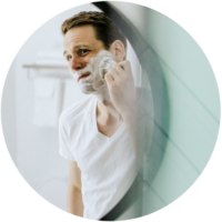 mann-rasieren-bart-badezimmer-c-patrick-coddou-447915-unsplash_2.png